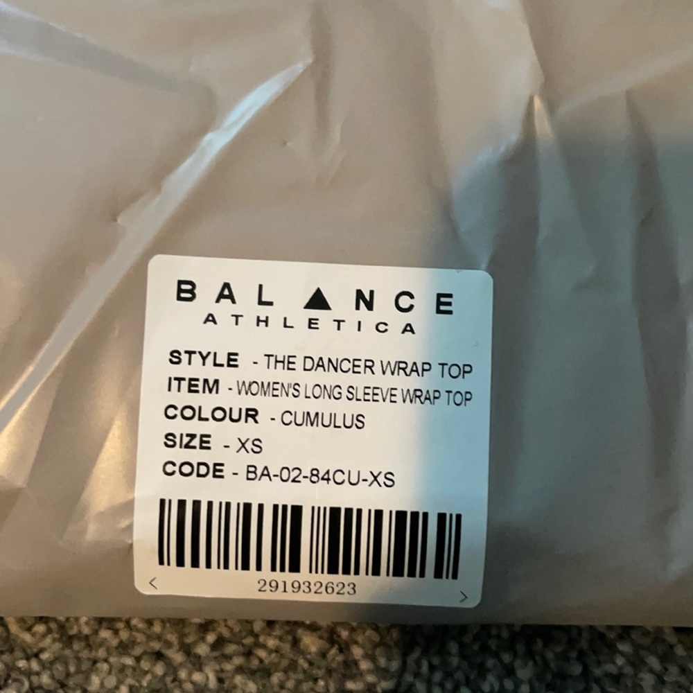 Dancer wrap top in cumulus